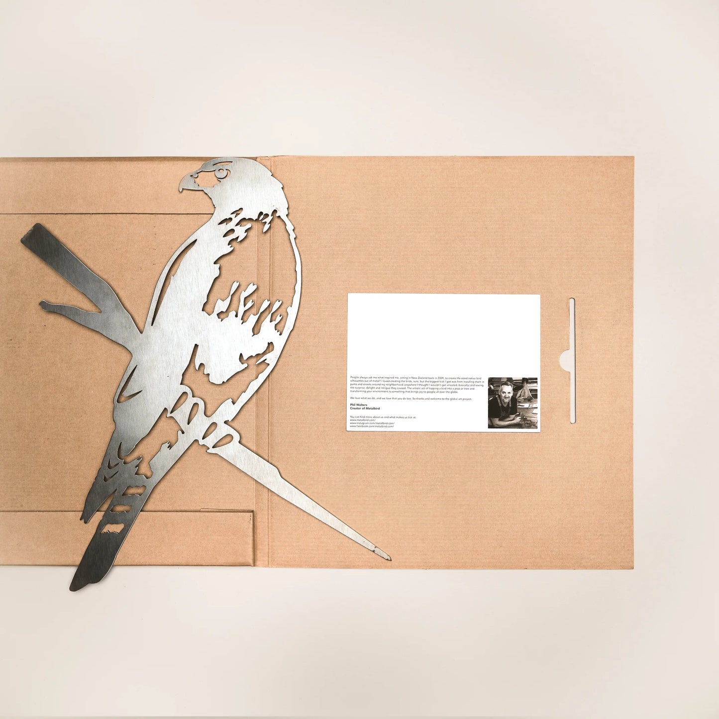 Metal Bird - Red_Tailed Hawk