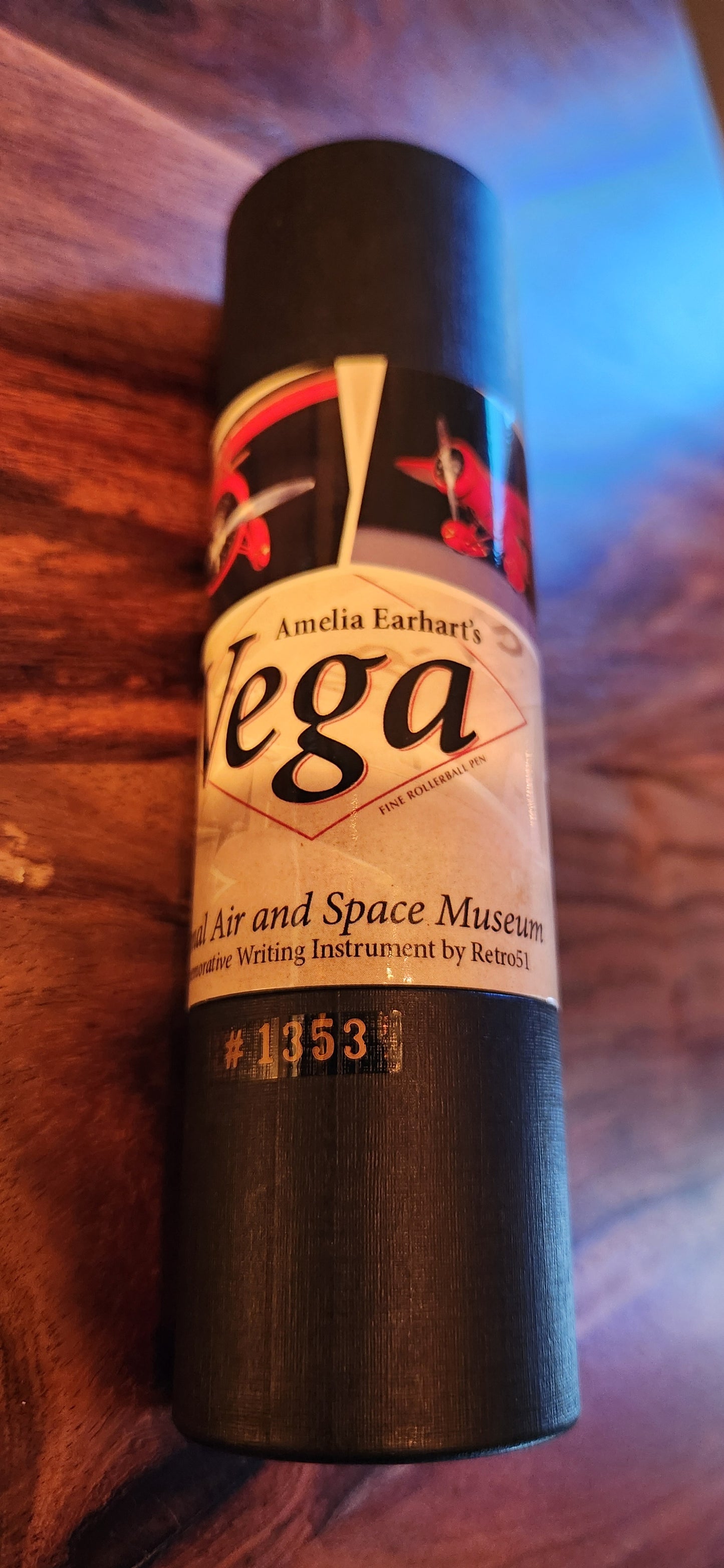 Retro 51 - Smithsonian Amelia Earhart's Vega (Rollerball)