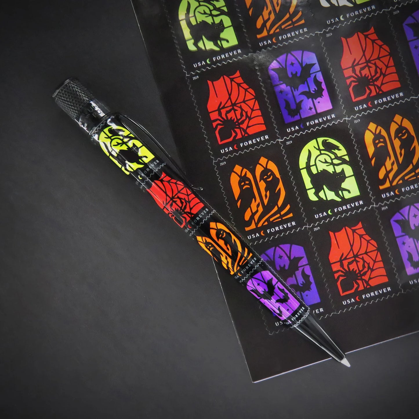 Retro51 Limited Edition - USPS® Spooky Silhouettes (Rollerball)